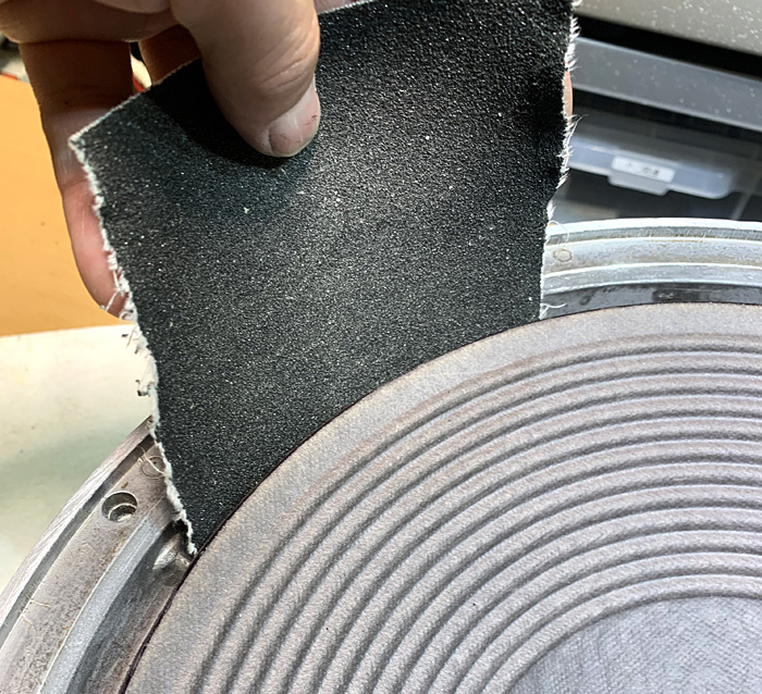 JBL 2231Aエッジ交換サンドペーパーで仕上げ